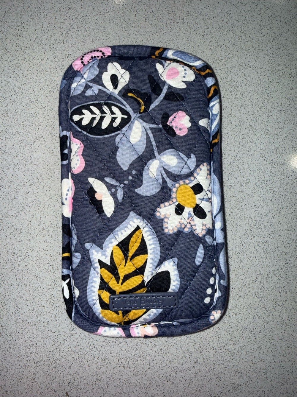 Vera Bradley Charmont Meadow Retired print soft quilted Glasses holder- like NEW